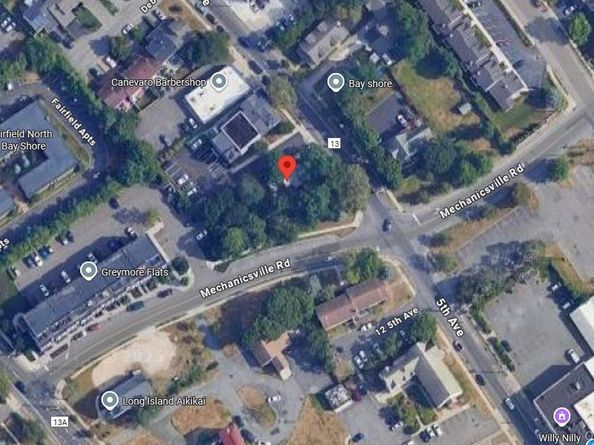 24 5th Avenue, Bay Shore NY 11706