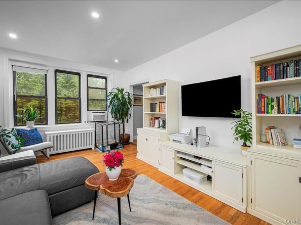 11 Alden Road 2N, Larchmont NY 10538