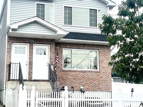 6261 Decosta Avenue, Arverne NY 11692