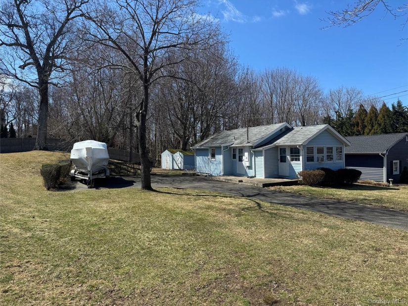 44 Cedar Drive, Miller Place NY 11764