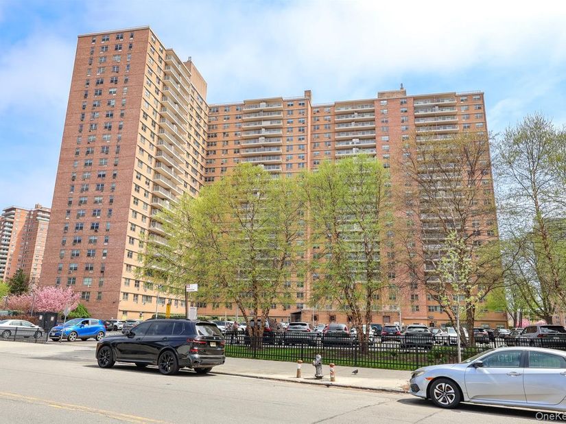 464 Neptune Avenue 23F, Brooklyn NY 11224