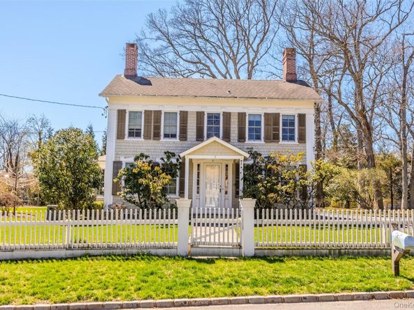 8 Terrell Lane, Stony Brook NY 11790