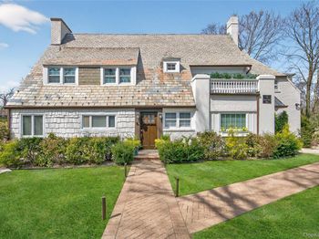 3 Beacon Hill Road