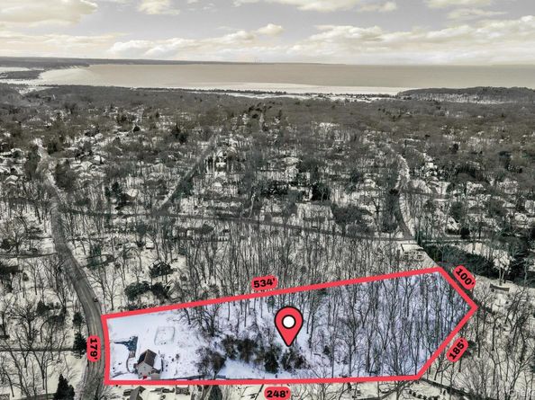 37 Christian Avenue, Setauket NY 11733