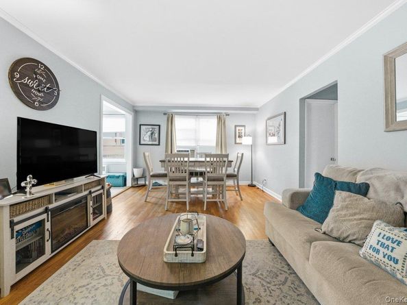 781 Palmer Road 2D, Bronxville NY 10708