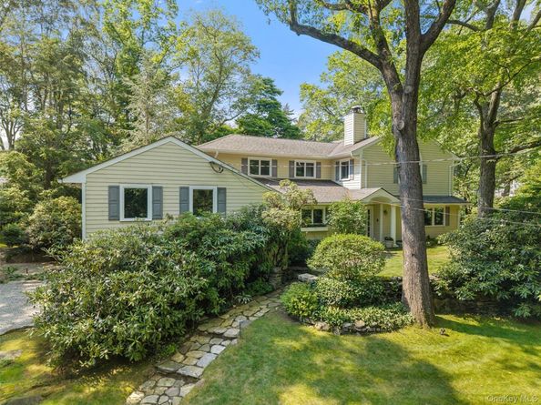 110 Round Hill Road, Scarsdale NY 10583