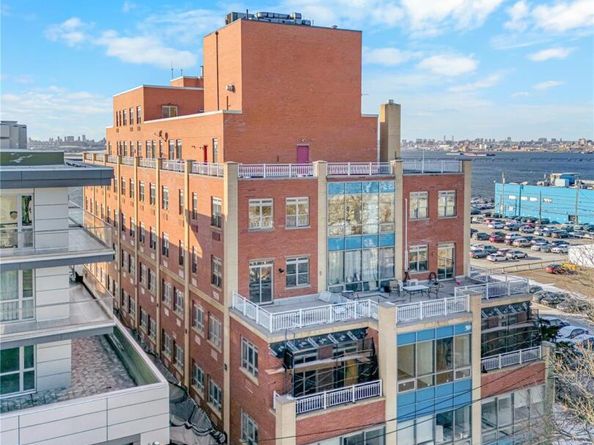 14-34 110th Street 5C, College Point NY 11356