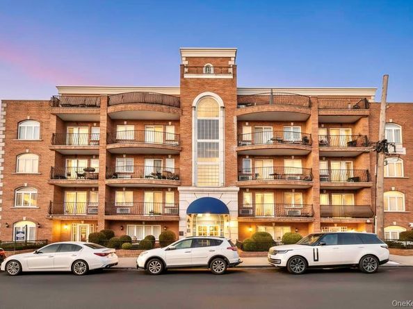 69-07 43rd Avenue 3G, Woodside NY 11377