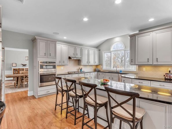 19 Sassinoro Boulevard, Cortlandt Manor NY 10567