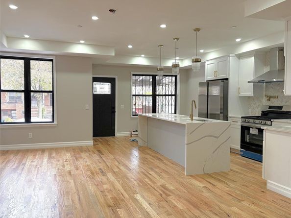 26 E 55th Street, Brooklyn NY 11203