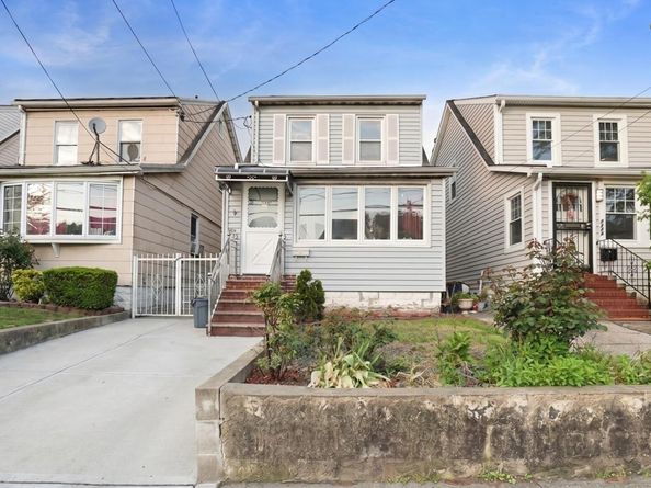 9023 207th Street, Queens Village NY 11428