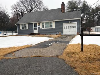 499 Old Country Road
