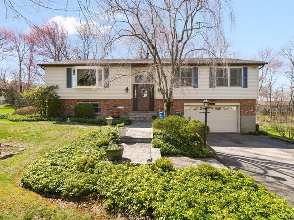 68 Meadow Sweet Road, Cortlandt Manor NY 10567
