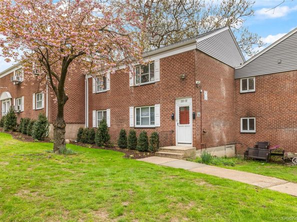 220-02 Stronghurst Avenue (Lower) 183, Queens Village NY 11427