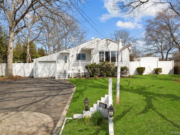 1255 Udall Road, Bay Shore NY 11706