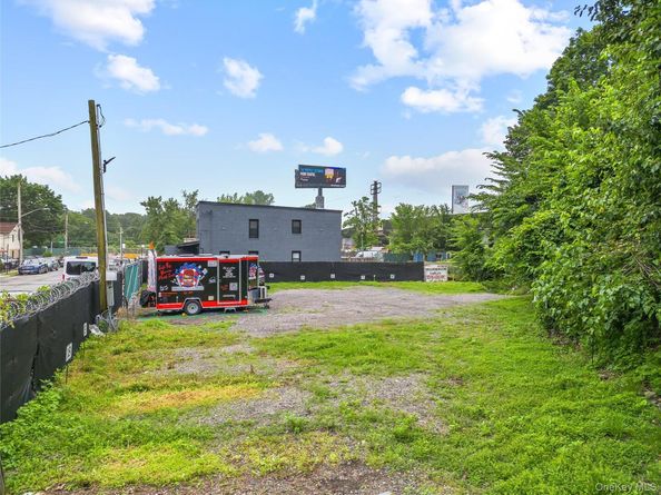 2211 De Reimer Avenue, Bronx NY 10475