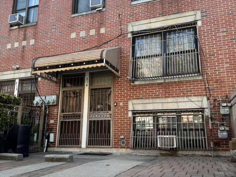 814 Fox Street, Bronx NY 10459