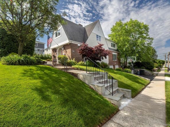 126 Lincoln Avenue E, West Harrison NY 10604