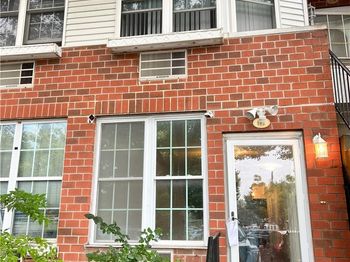 112 Sunset Boulevard