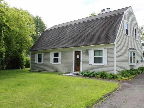 30 Grove Place, Danbury CT 06810