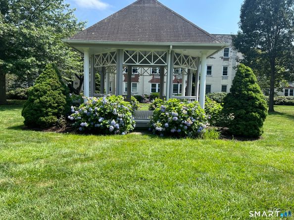 132 Summer Street 1D, Stamford CT 06905