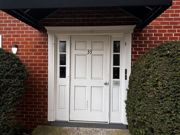 50 Greenhouse Road 33C, Bridgeport CT 06606