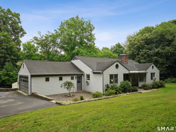 40 Comstock Hill Avenue, Norwalk CT 06850