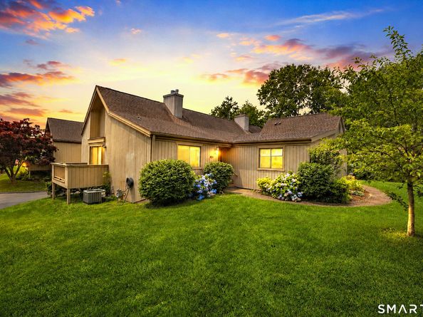 407 Montauk Lane B, Stratford CT 06614