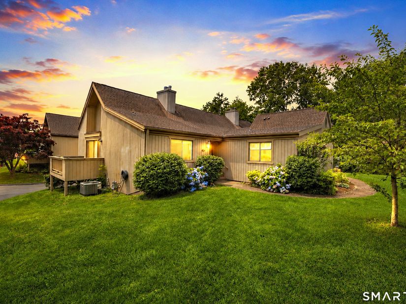 407 Montauk Lane B, Stratford CT 06614