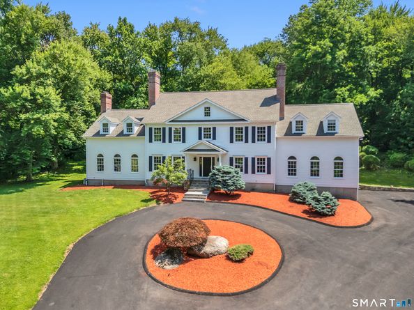 141 Putting Green Road, Trumbull CT 06611
