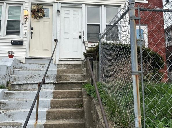 302 Dover Street, Bridgeport CT 06610