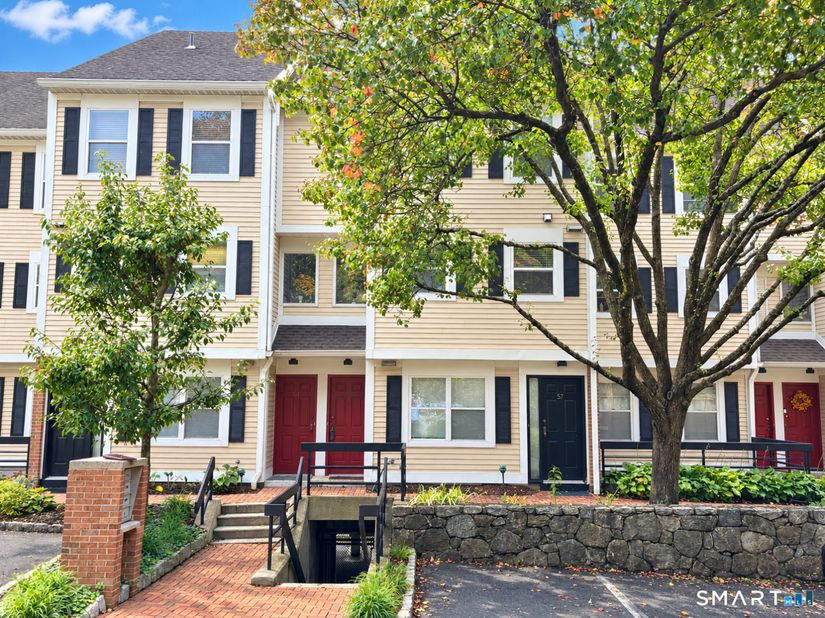 59 Highland Road 59, Stamford CT 06902