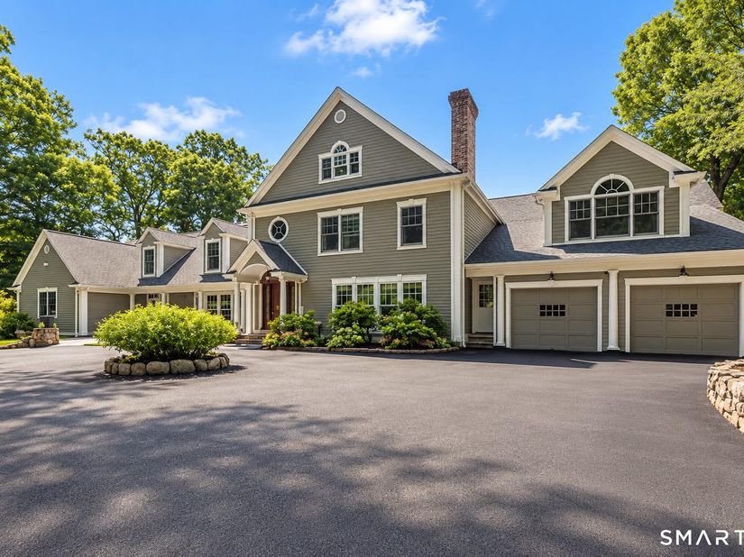 91 Dogwood Lane, Stamford CT 06903