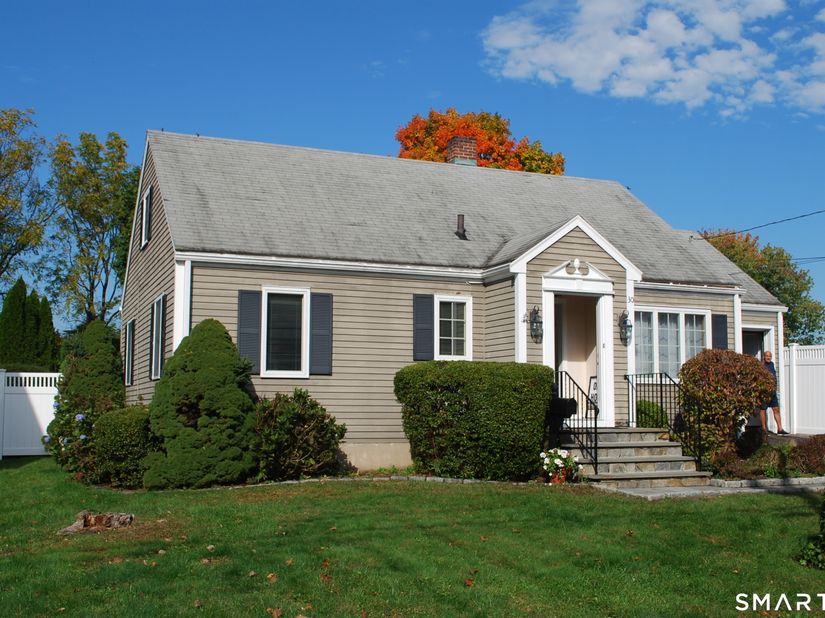 30 Bellmere Avenue, Stamford CT 06906