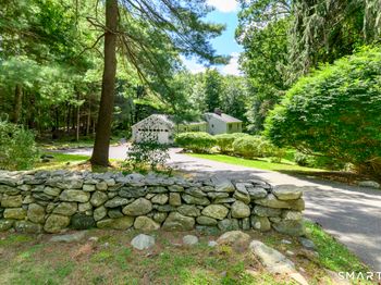 85 Indian Hill Road