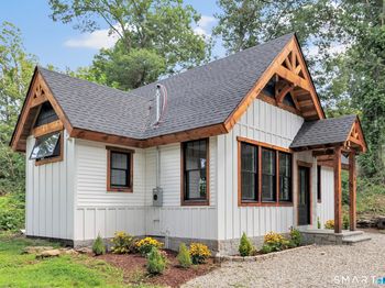 262 Great Plain Road