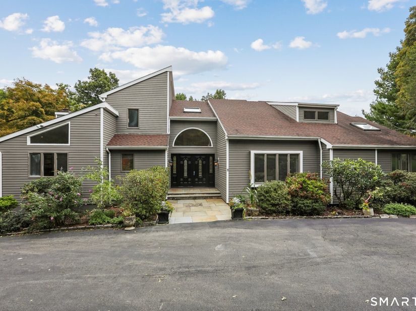 11 Soundview Farm, Weston CT 06883
