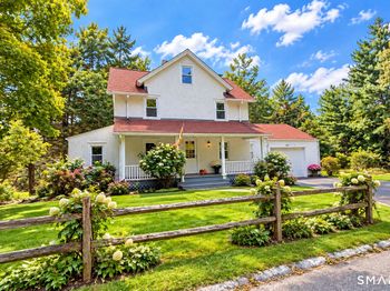 19 Weed Avenue