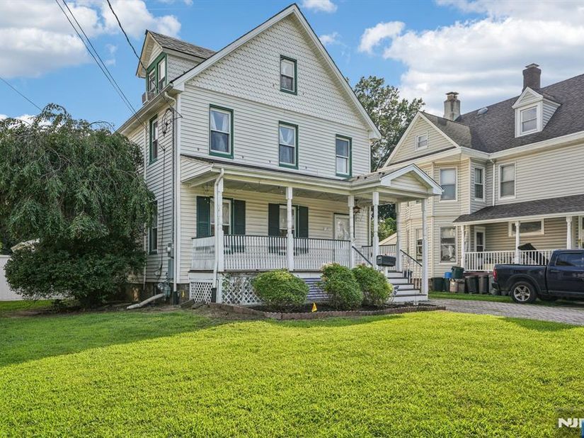 190 John Street, Englewood NJ 07631