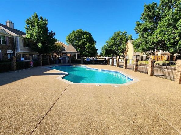625  Carriagehouse   G 1, Garland Texas 75040