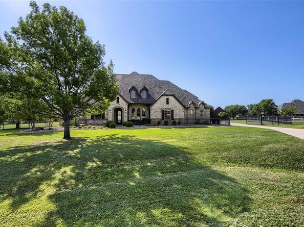 1501  Willow Tree Drive , Fort Worth Texas 76052