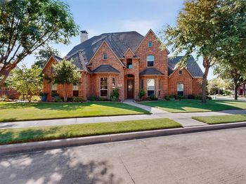 20  Glistening Pond Drive 