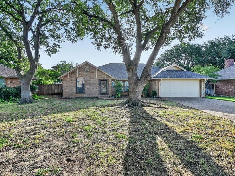 7005  Volley Court , Fort Worth Texas 76133