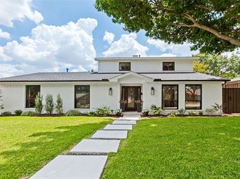 411  Ridgewood Drive 