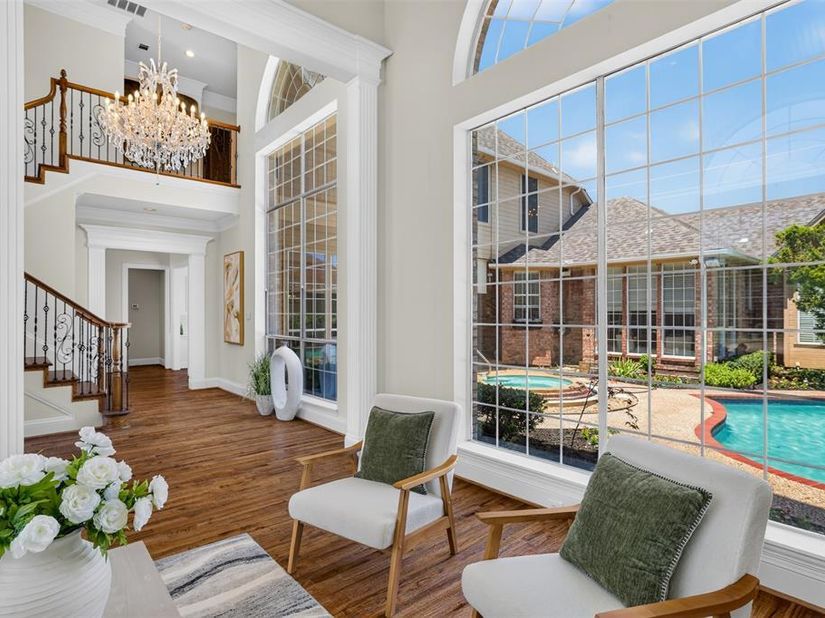 4911  Holly Tree Drive , Dallas Texas 75287