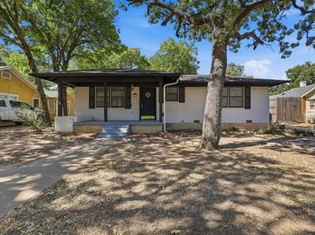 2321  Honeysuckle Avenue 