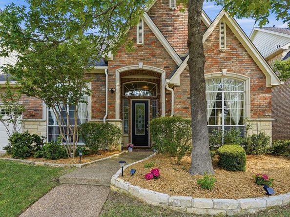 8830  Kameryn Lane , Lantana Texas 76226