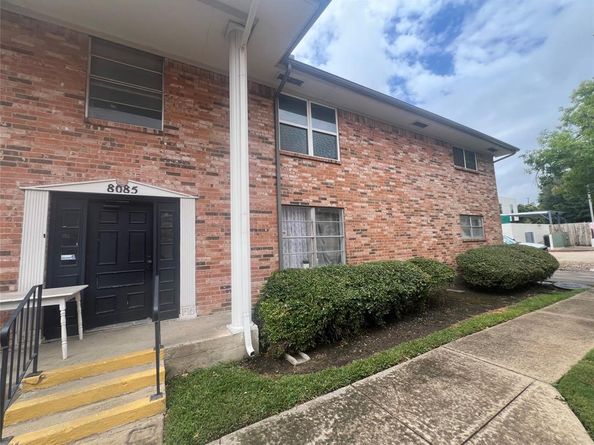 8085  Meadow Road  226, Dallas Texas 75231