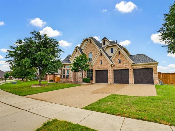 7315  Vienta Point , Grand Prairie Texas 75054
