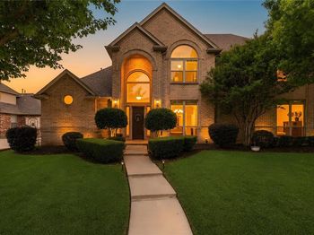 8105  Thornwood Drive 